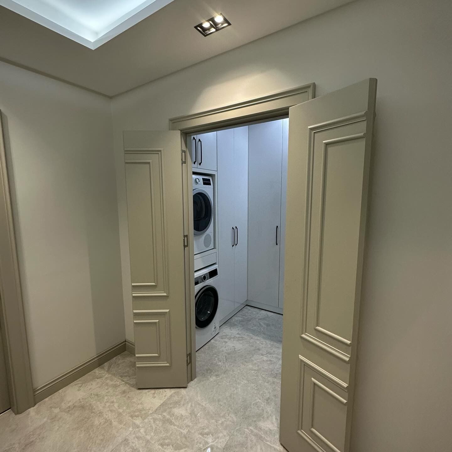 Düz Panel Kapılar