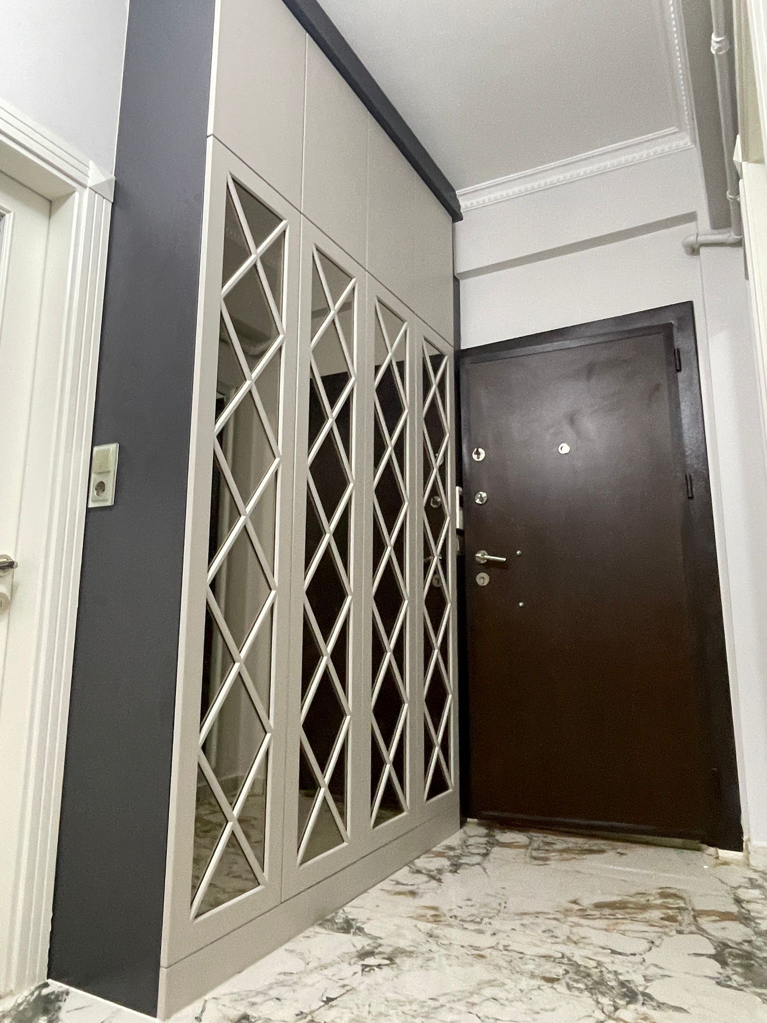 Düz Panel Kapılar