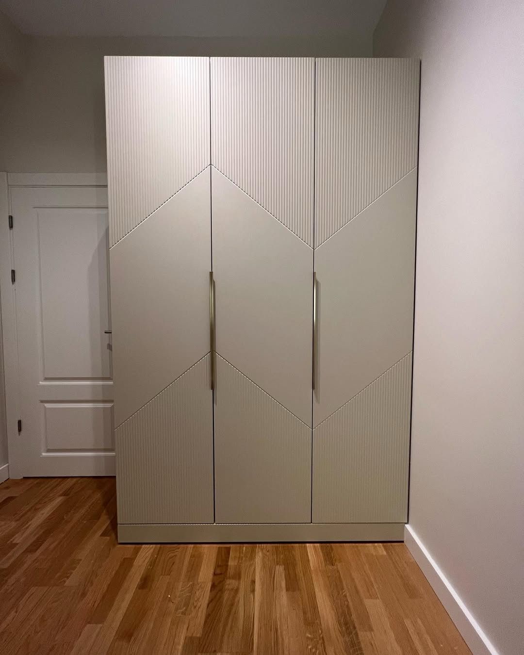 Düz Panel Kapılar