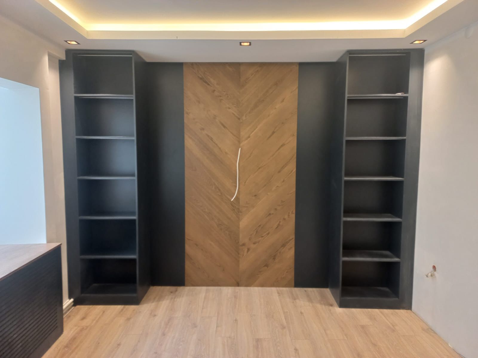 Düz Panel Kapılar